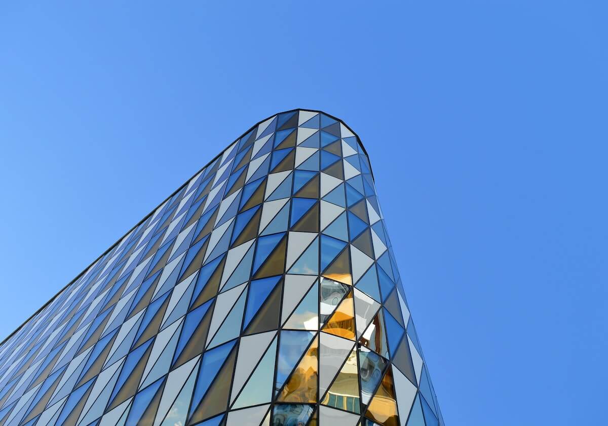 意甲媒体透露:米兰并没有与亚沙里风格相近的球员,他有望成莫德里奇接班人