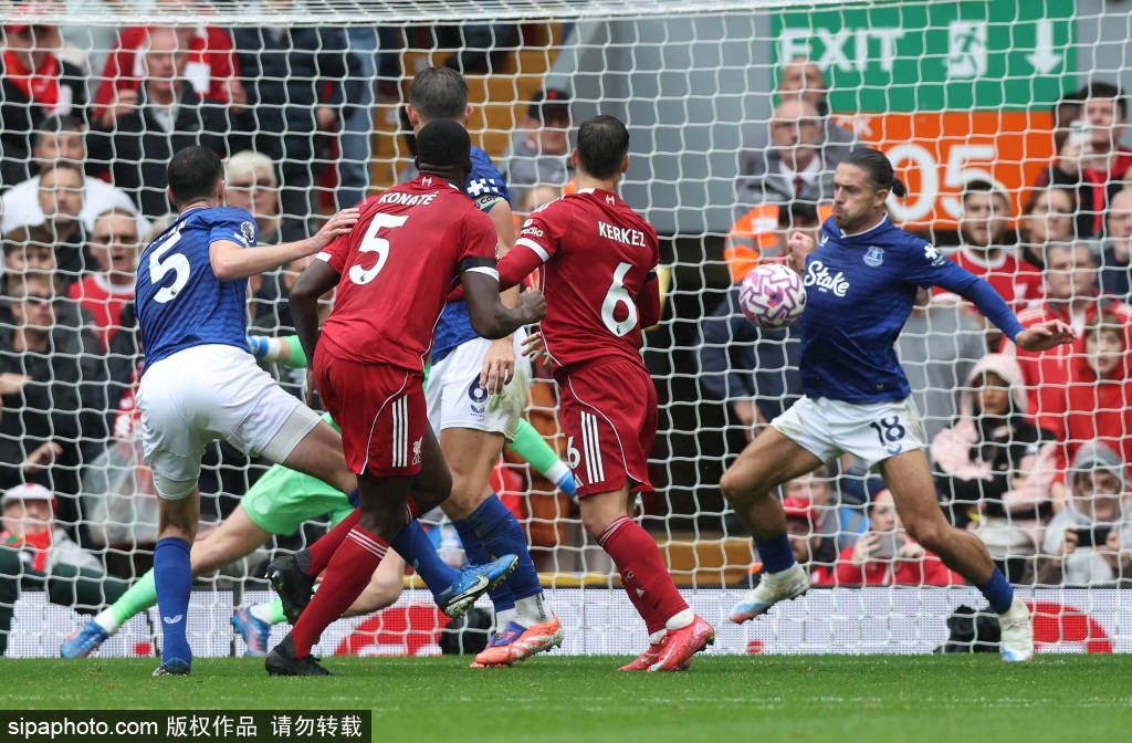 1000万放走的天才让利物浦悔青!6轮法甲惊艳全场,斯洛特遭遇危机